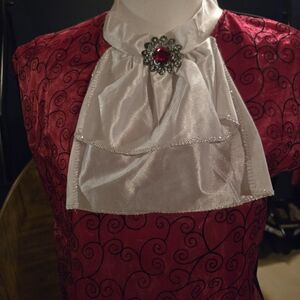 Mens Dracula Vest with Brooch